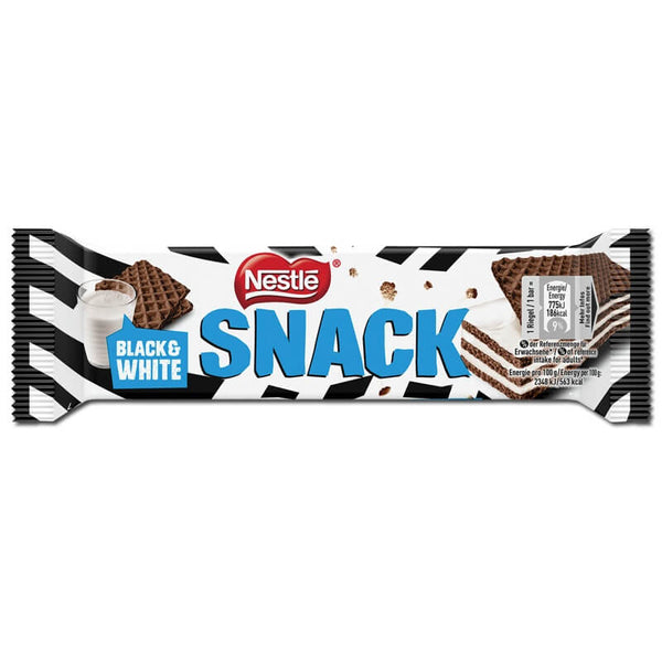 Nestle Snack Black and White Chocolate Wafers with White Creamy Filling 33g
