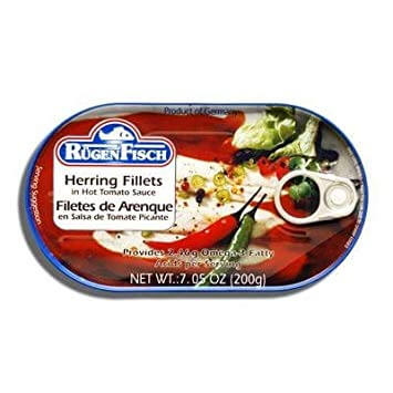 Ruegenfisch Herring Filets in Hot Tomato Sauce 200g
